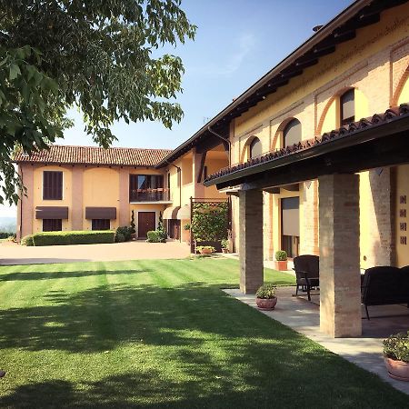 Bed and Breakfast Cascina Cortine Guarene Zewnętrze zdjęcie