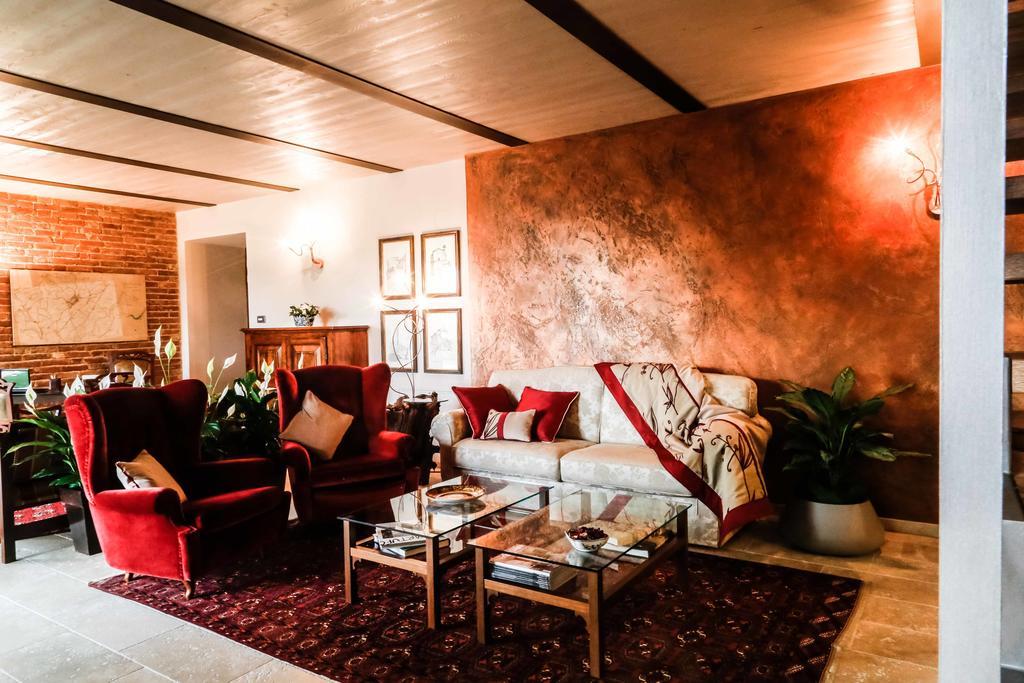 Bed and Breakfast Cascina Cortine Guarene Zewnętrze zdjęcie