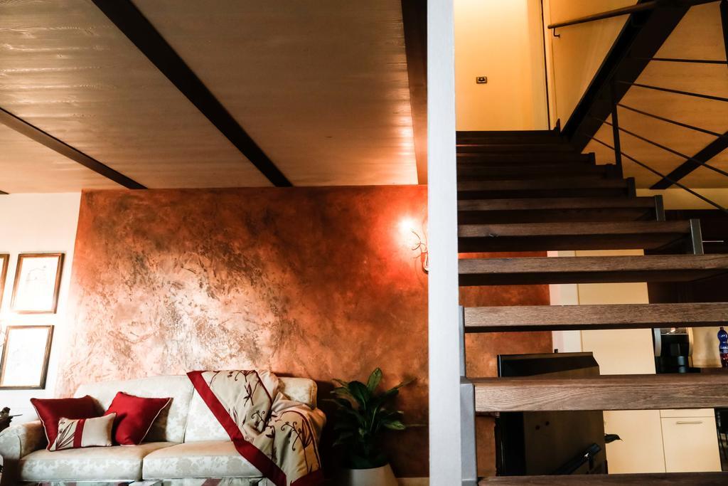Bed and Breakfast Cascina Cortine Guarene Zewnętrze zdjęcie