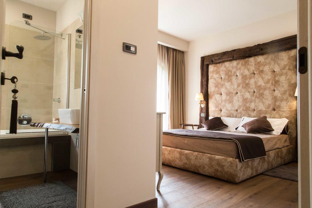 Bed and Breakfast Cascina Cortine Guarene Pokój zdjęcie