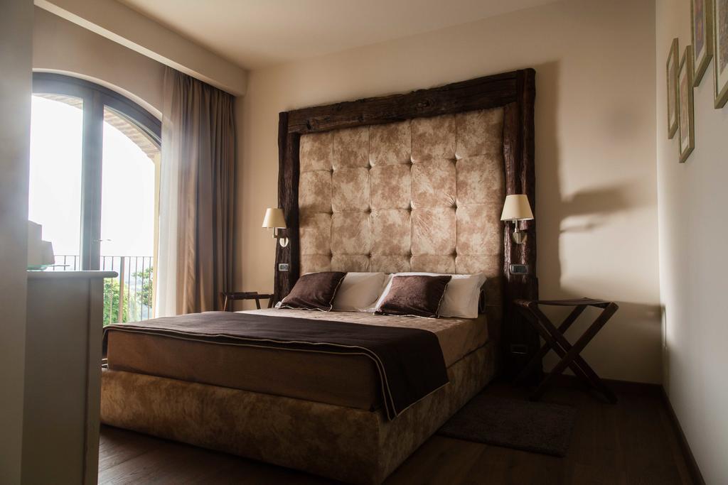 Bed and Breakfast Cascina Cortine Guarene Pokój zdjęcie