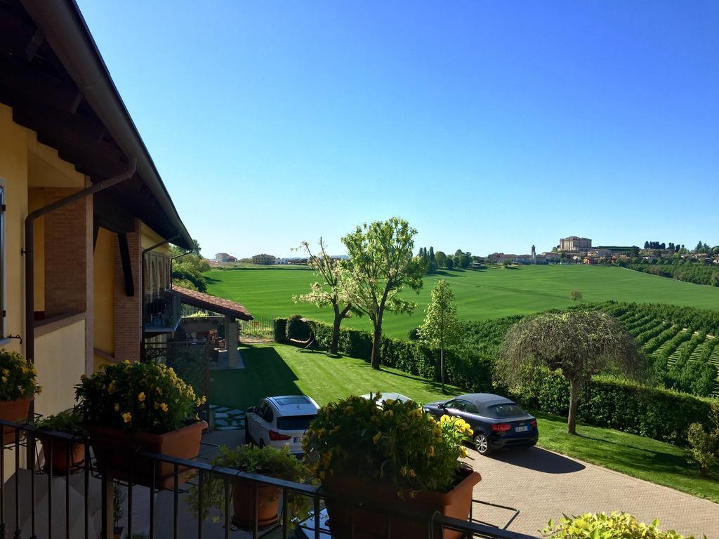 Bed and Breakfast Cascina Cortine Guarene Zewnętrze zdjęcie